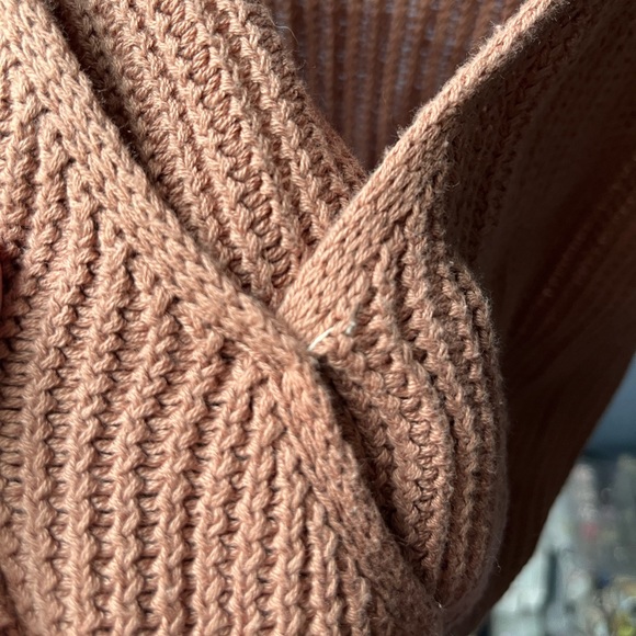 Tan Crochet Wrap Tank - Picture 4 of 4